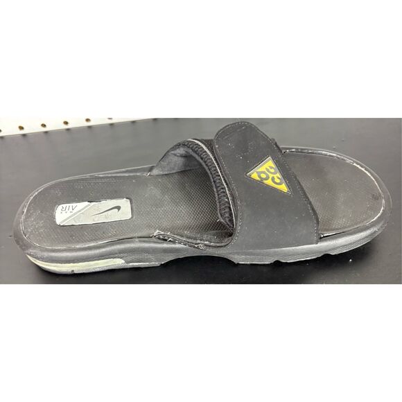 Nike vintage Moray ll ACG air max slides size 12